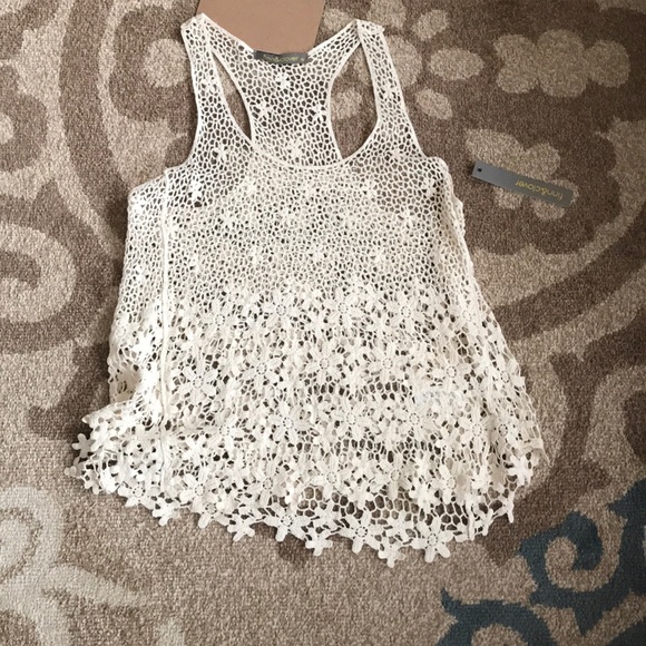 Top - Picture 2 of 2